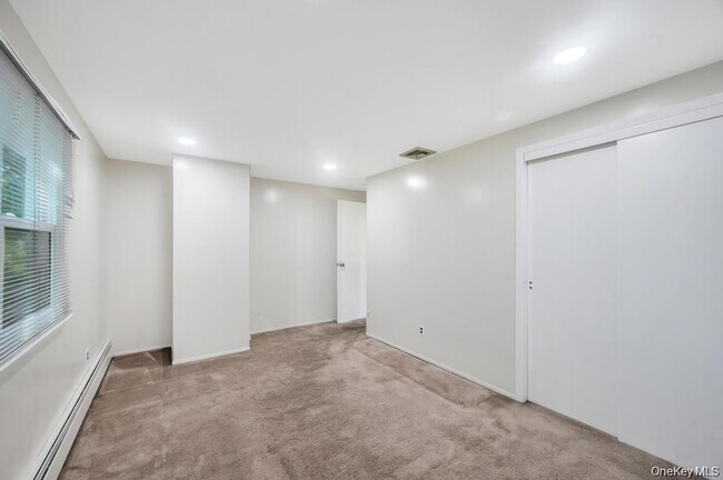 Building Photo - 38 Barker Dr