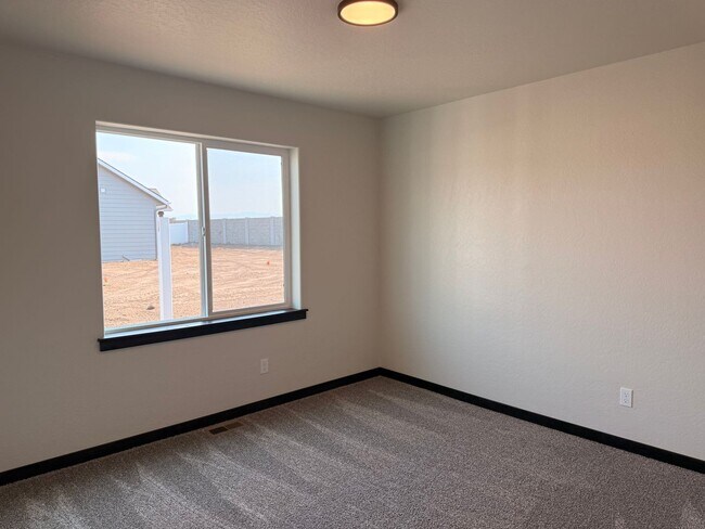 Building Photo - 6204 Ballantree Ln