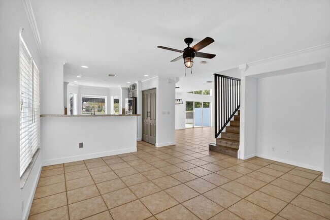 Building Photo - 8225 Pelican Harbour Dr
