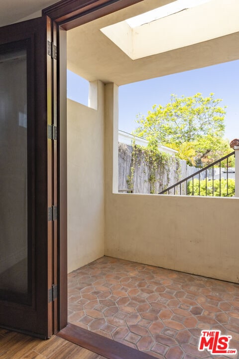 Building Photo - 501 Pier Ave