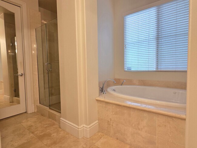 Building Photo - Stunning Spanish Colonial Home in the La C...