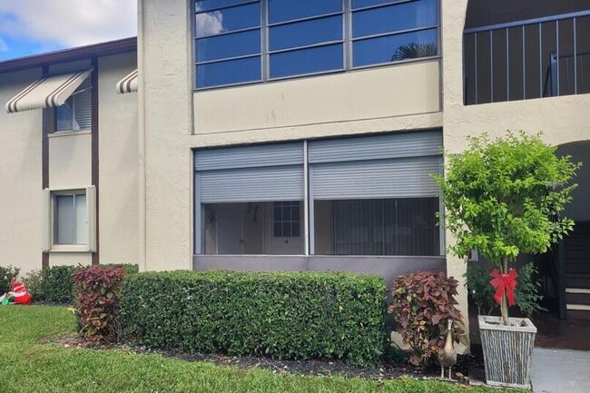 Building Photo - 3626 La Mar Ct