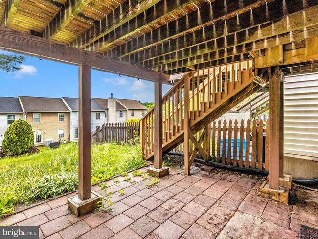 Building Photo - 430 Spalding Ct