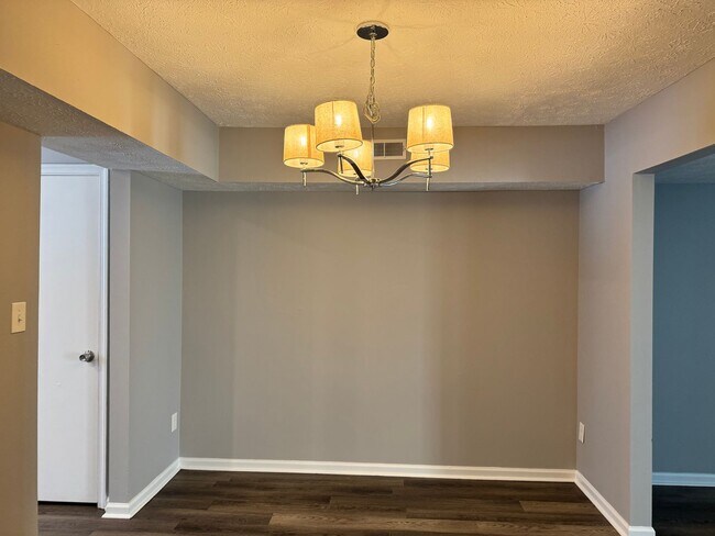 Building Photo - 306 Circuit Ln