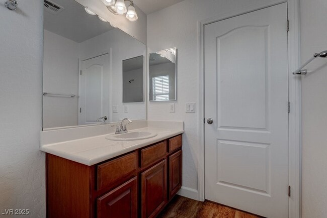 Building Photo - 7733 Lively Loom Ct