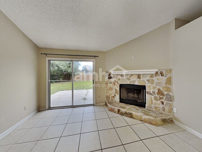 Building Photo - 4491 Cobblefield Cir W