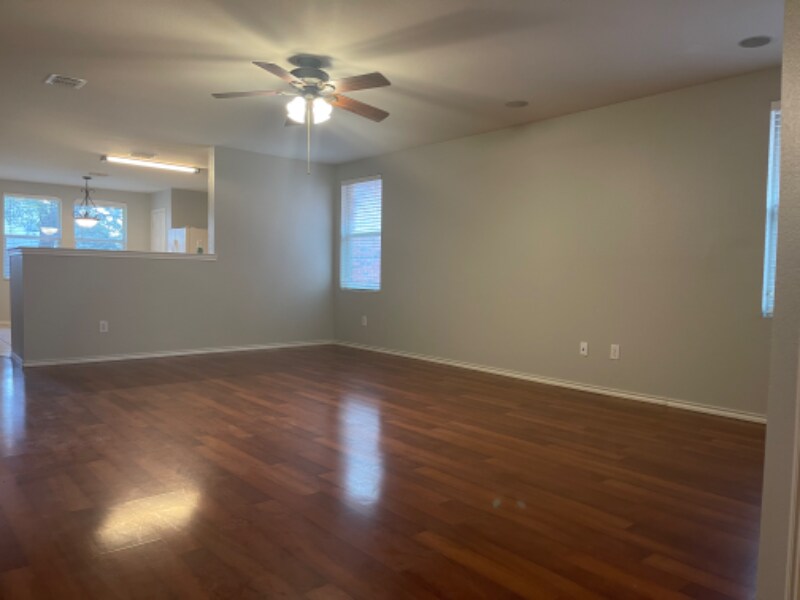 Building Photo - 12970 Vassar Dr