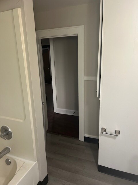 Building Photo - 598 Blaine Ave