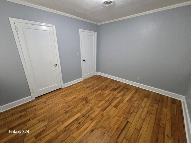 Building Photo - 3763 Narrow Lane Rd