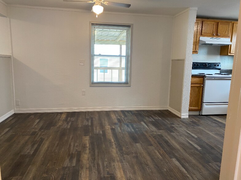 Building Photo - 105114 S 4736 Rd