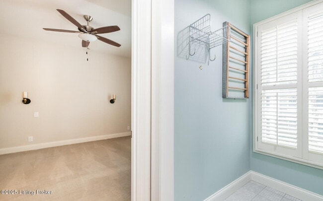 Building Photo - 9413 Civic Way