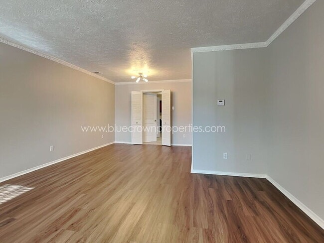 Building Photo - 8322 Lullwater Dr