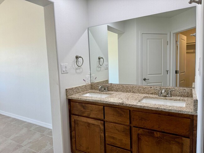 Building Photo - Brand New home in Wellton - 3 Bedrooms 2 Bath