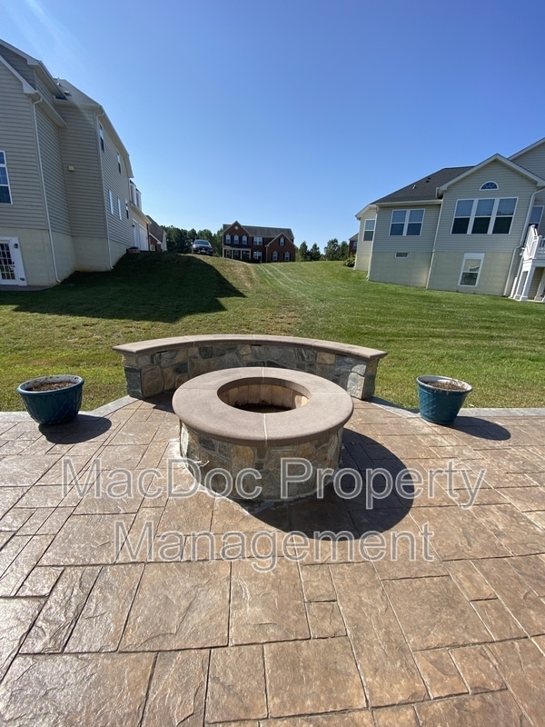 Building Photo - 6056 Greenspring Road