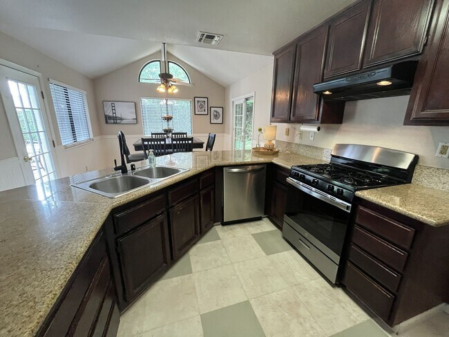Building Photo - 434 Taggert Ct
