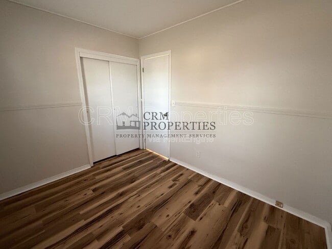 Building Photo - 5115 Arrowhead Blvd