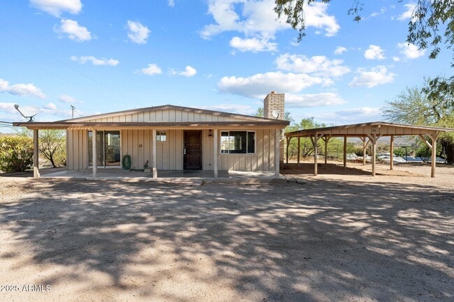Primary Photo - 692 W Wickenburg Way