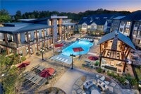 Building Photo - 1520 Laurel Crossing Pkwy NE