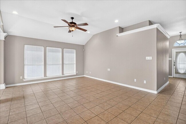 Building Photo - 5114 Spring Brook Dr