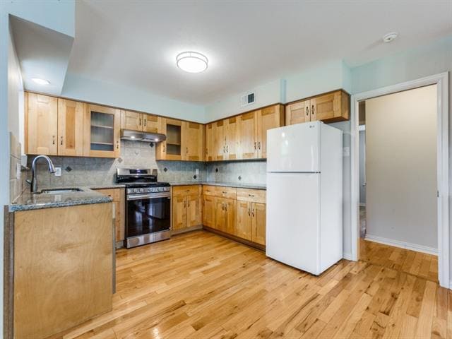 Building Photo - 801 Scottsdale Dr