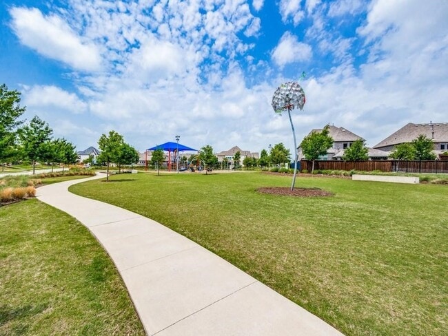 Building Photo - 15807 Thorn Apple Rd