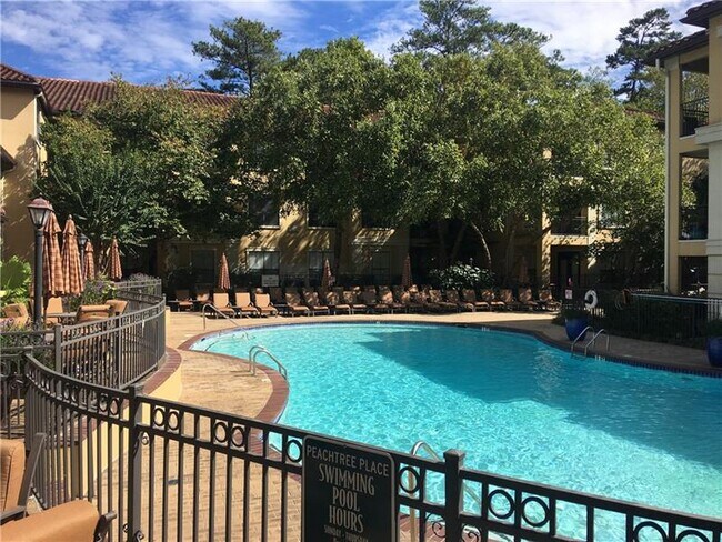 Building Photo - 3777 Peachtree Rd NE