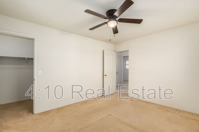 Building Photo - 3748 E Betsy Ln
