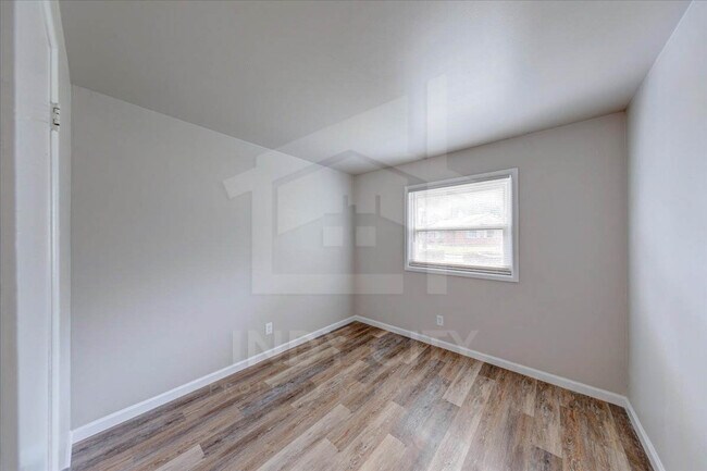 Building Photo - 3451 N Hartman Dr