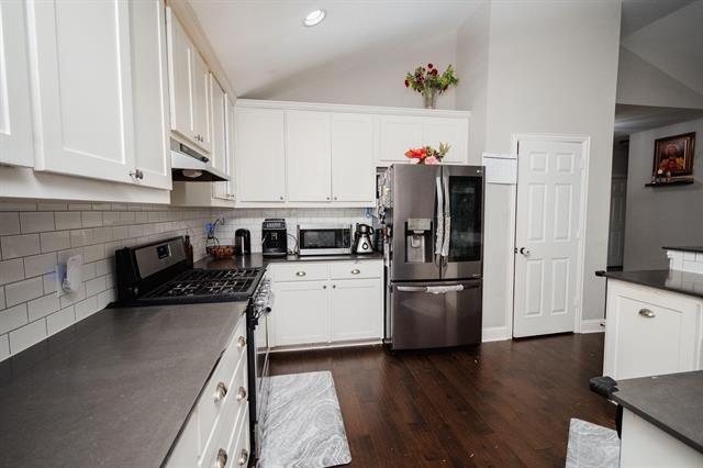 Building Photo - 18125 Justice Ln