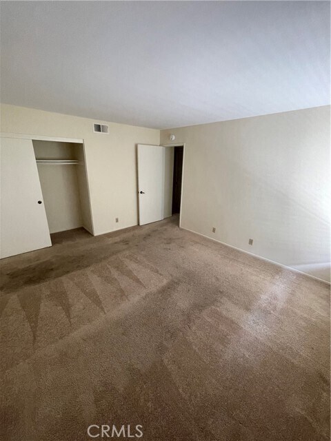 Building Photo - 1833 Caddington Dr