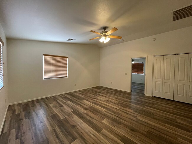 Building Photo - 4 Bedroom Home in Rancho Sahuarita