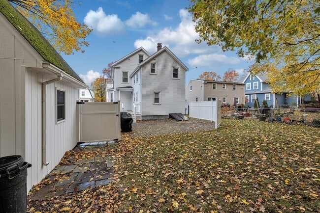 Building Photo - 58 Constance Rd