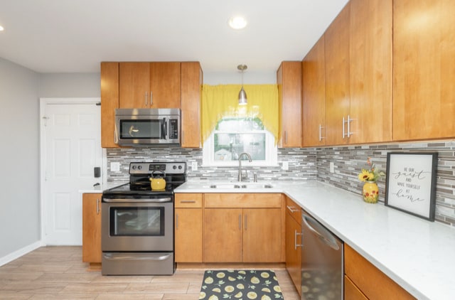 Building Photo - 416 June Dr