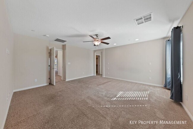 Building Photo - 2324 Mundare-