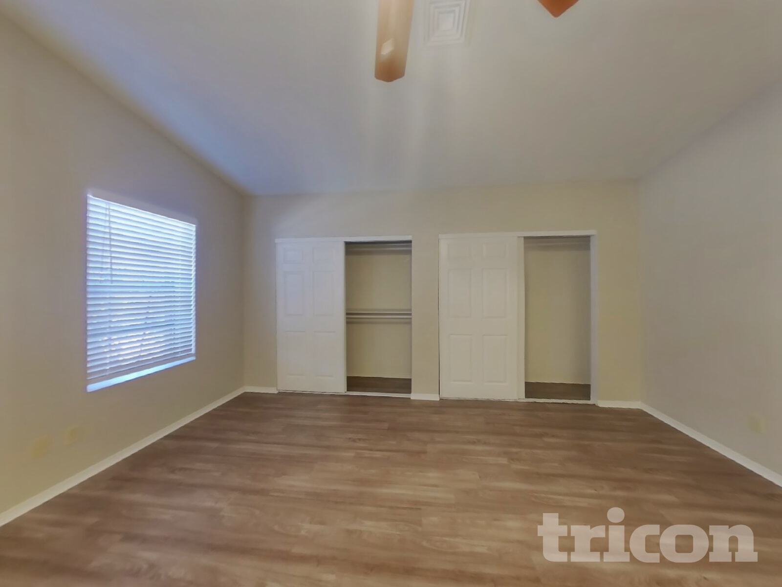 Building Photo - 6309 E Ivyglen St