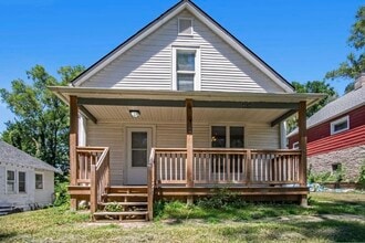 Building Photo - 4528 Burdette St
