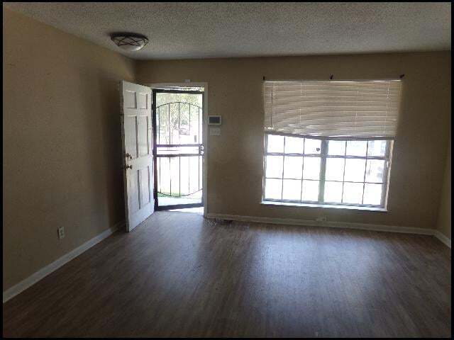 Building Photo - 13222 Quail Bend Dr