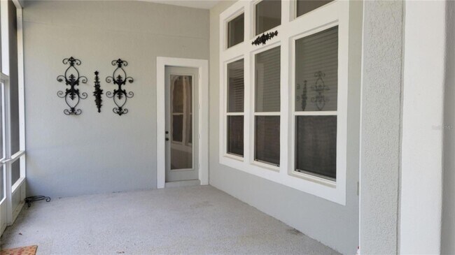 Building Photo - 421 Holly Fern Trl