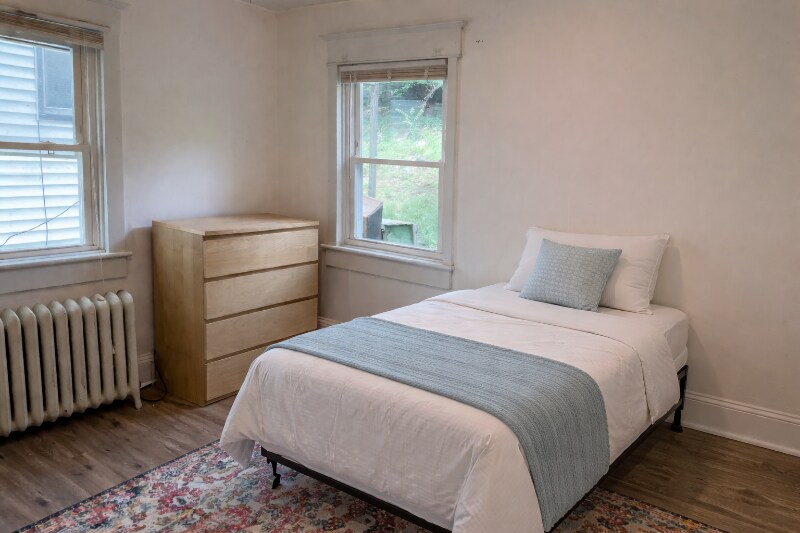 Building Photo - 1221 Vine St