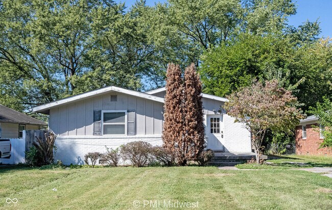 Primary Photo - 330 Hugo St