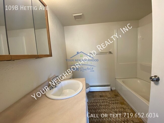 Building Photo - 109B Hettig Ave-