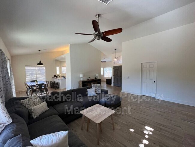 Building Photo - 79175 Latigo Cir