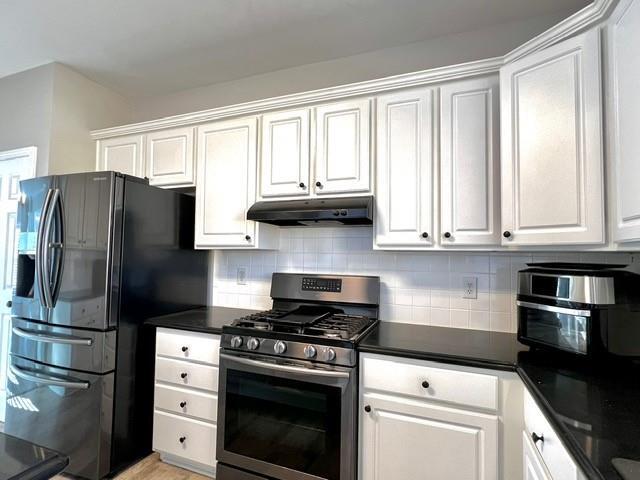 Building Photo - 2760 Stewart Ct