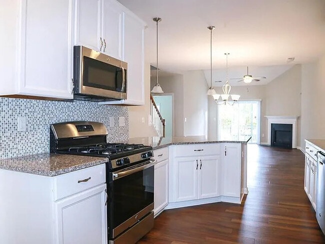 Building Photo - Earn Wealth While Leasing - Like a Homeowner - Lease to Own