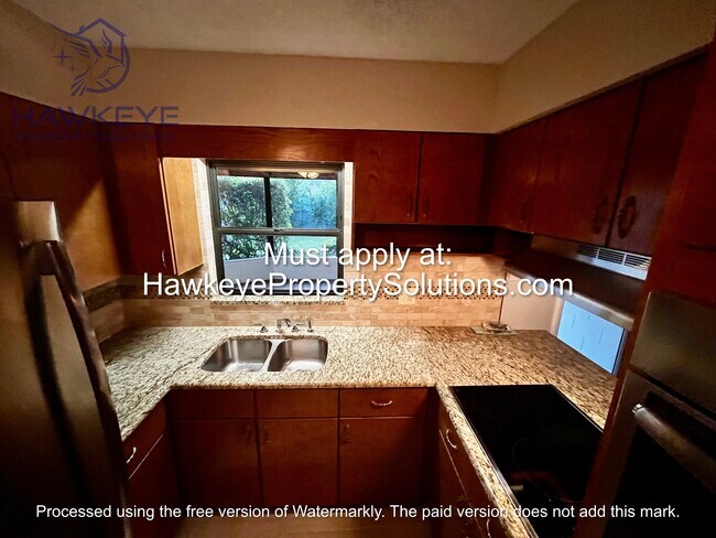 Building Photo - 3205 Carleton Cir W