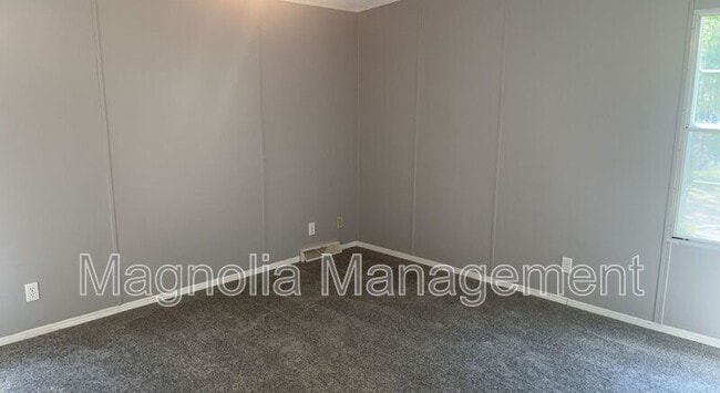 Building Photo - 7101 Mountain Rd