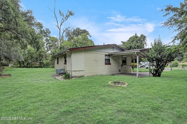Building Photo - 7063 Wonderland Ct
