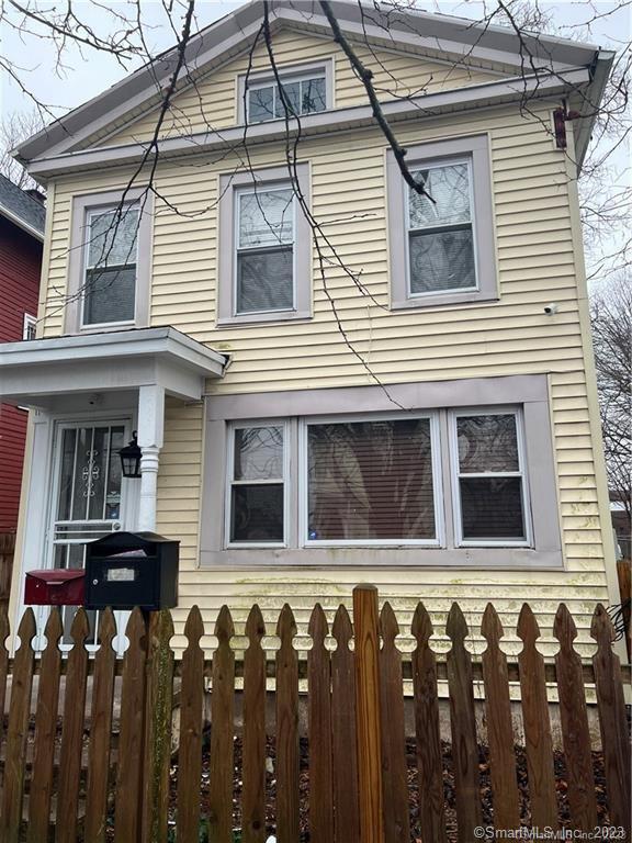 Primary Photo - 200 Edgewood Ave