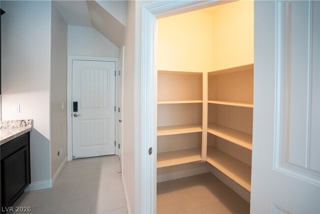 Building Photo - 9419 Sparkling Wing Ct
