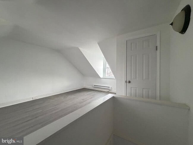 Building Photo - 4148 Orchard St